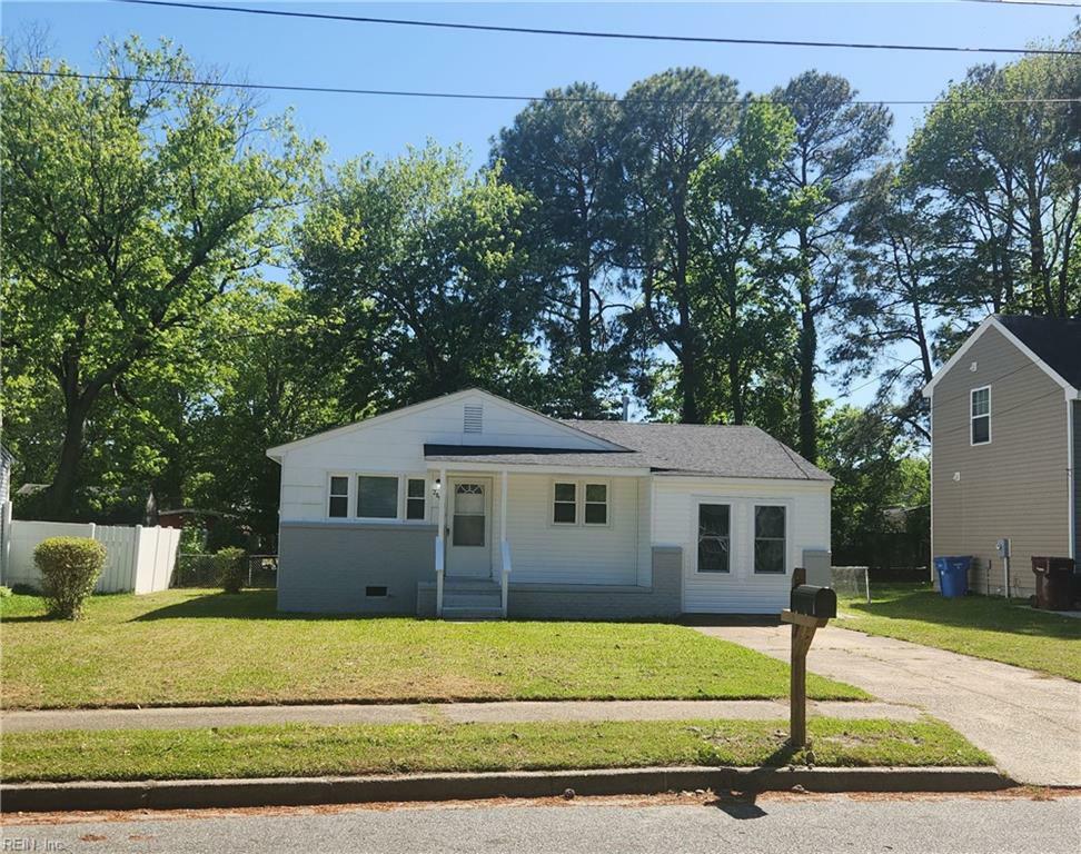 Property Photo: 2806 Halsey St VA 23324