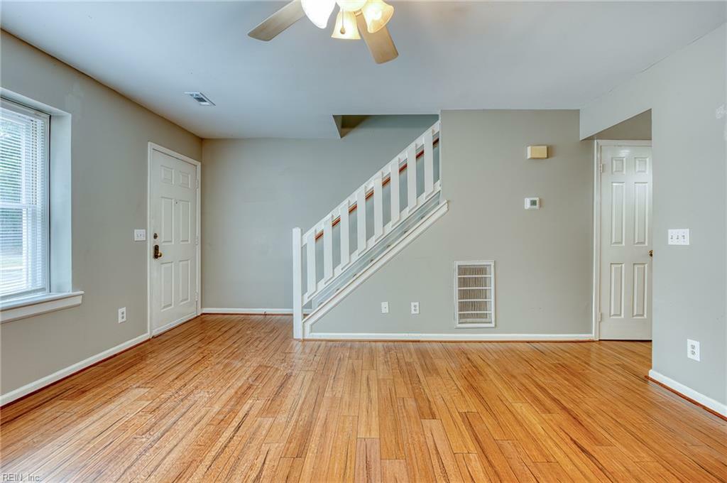 Property Photo: 2815 Oak Hill Dr VA 23185