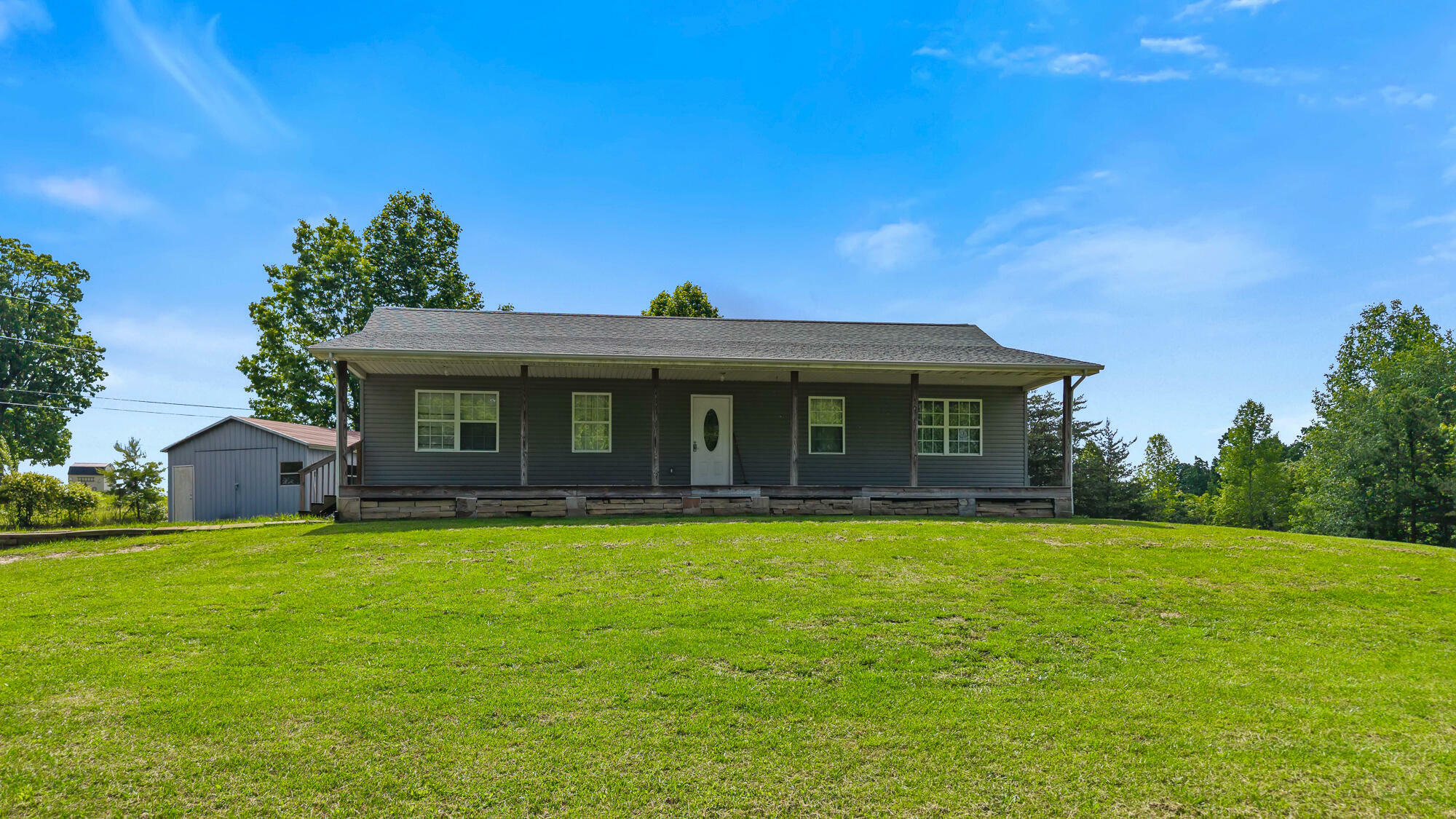 6197 Dogwood Road  Grandview TN 37337 photo