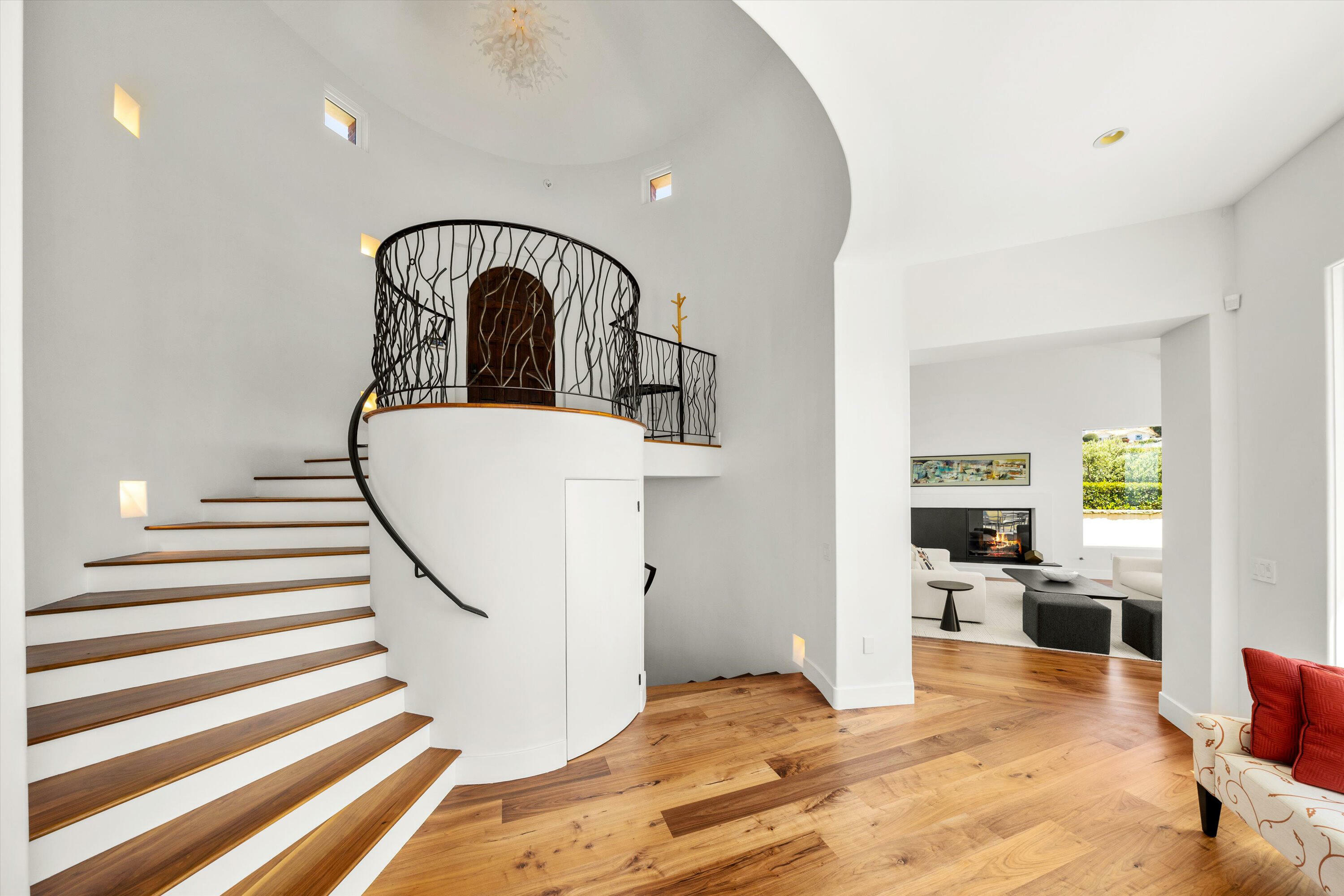 Property Photo: 1708 La Vista Del Oceano CA 93109