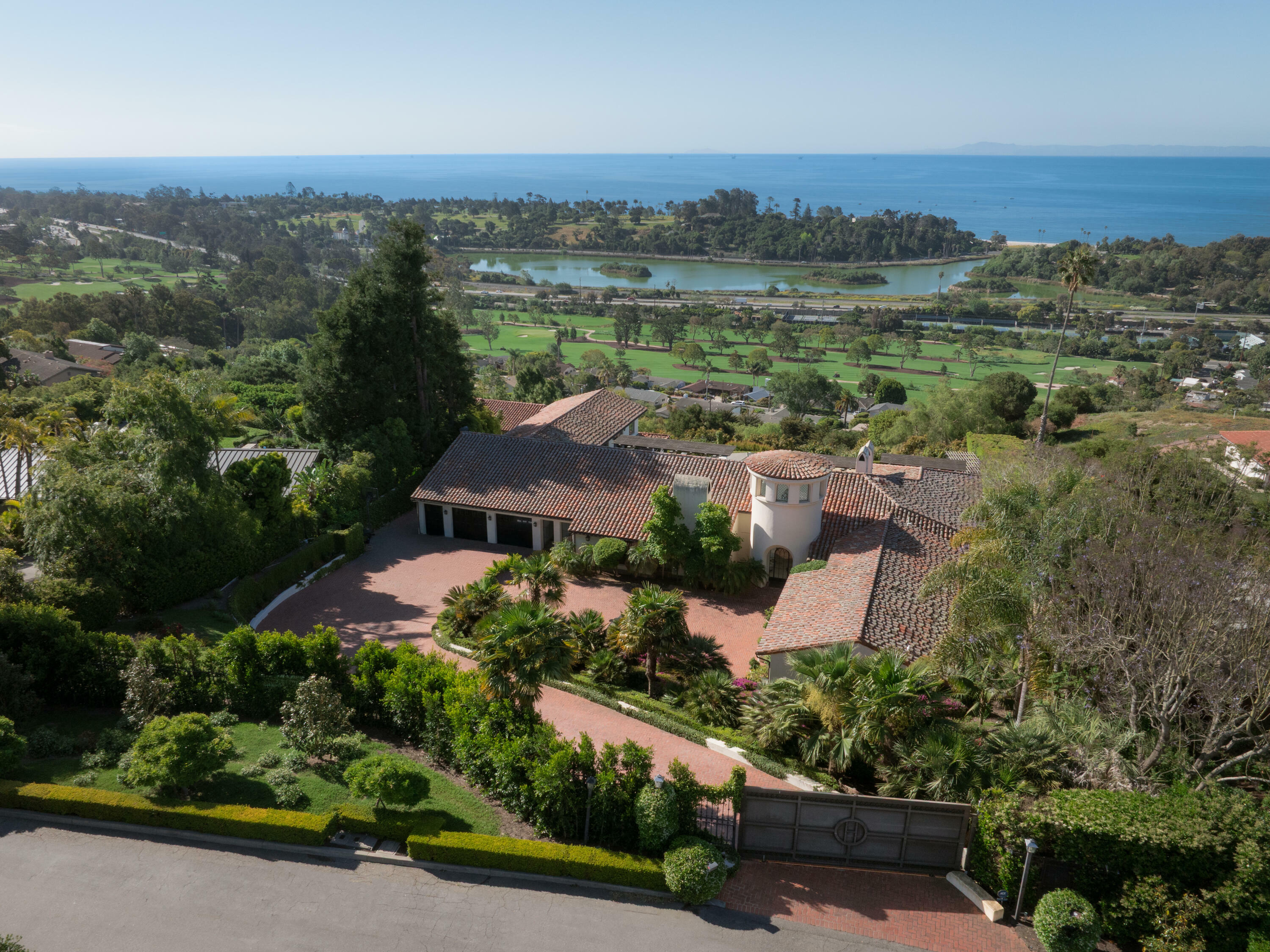 Property Photo:  937 Cima Linda Lane  CA 93108 