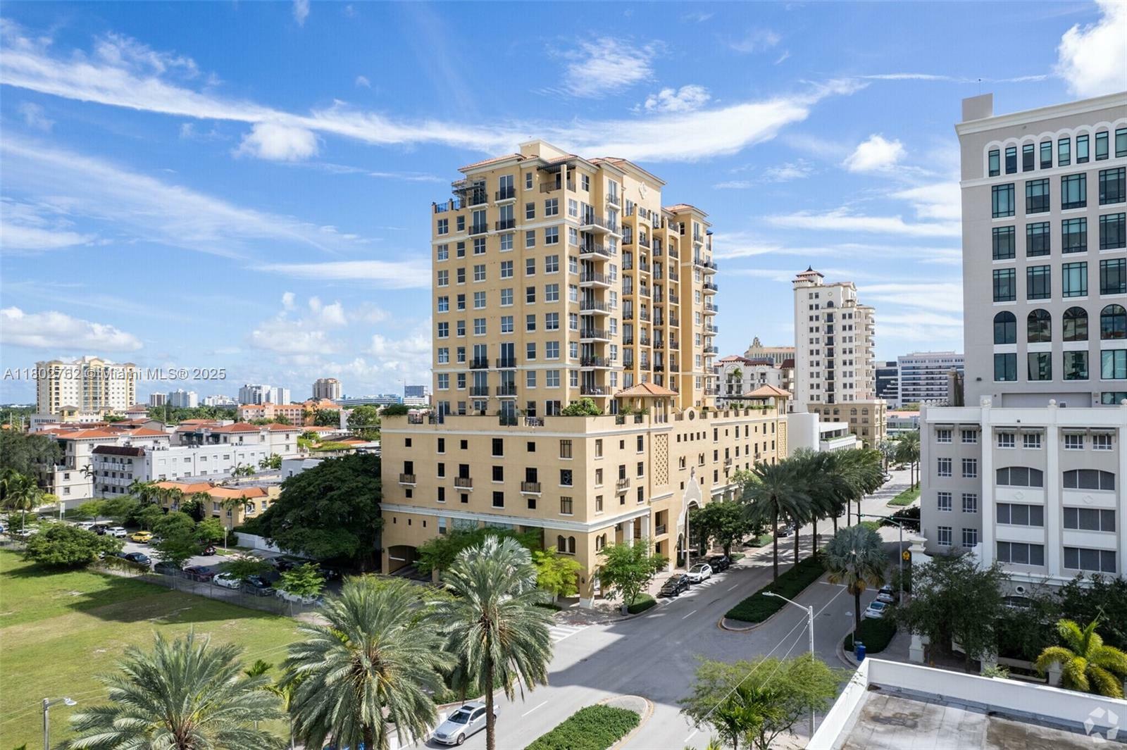 Property Photo: 1607 Ponce De Leon Blvd 8B FL 33134