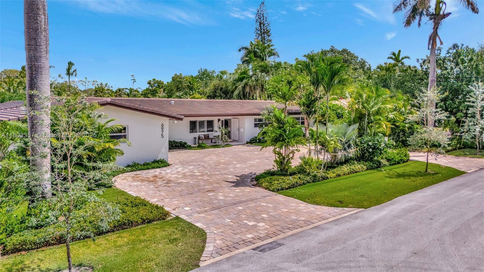 6975 SW 107th St  Pinecrest FL 33156 photo