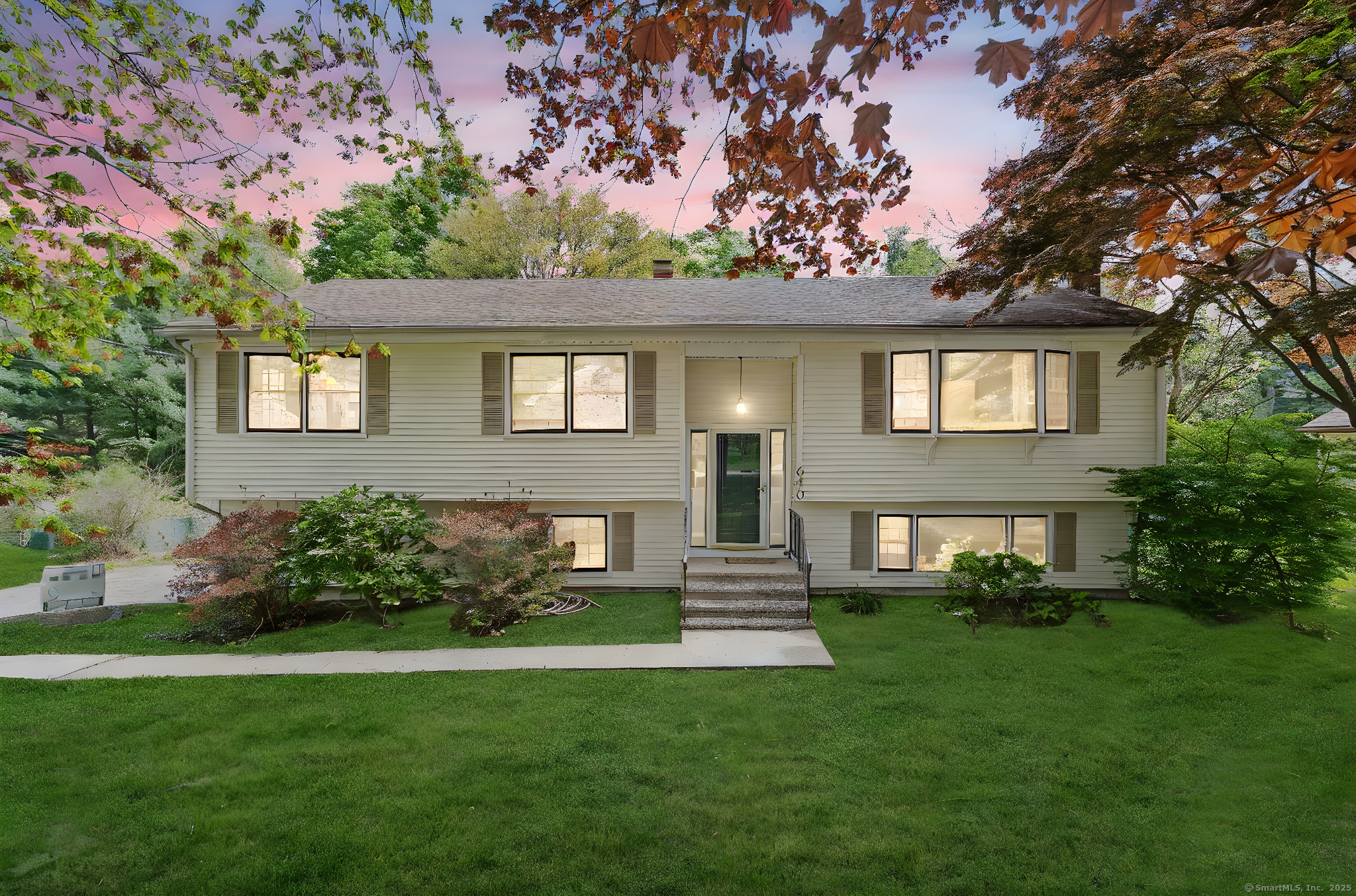 Property Photo: 640 Cutspring Road CT 06614