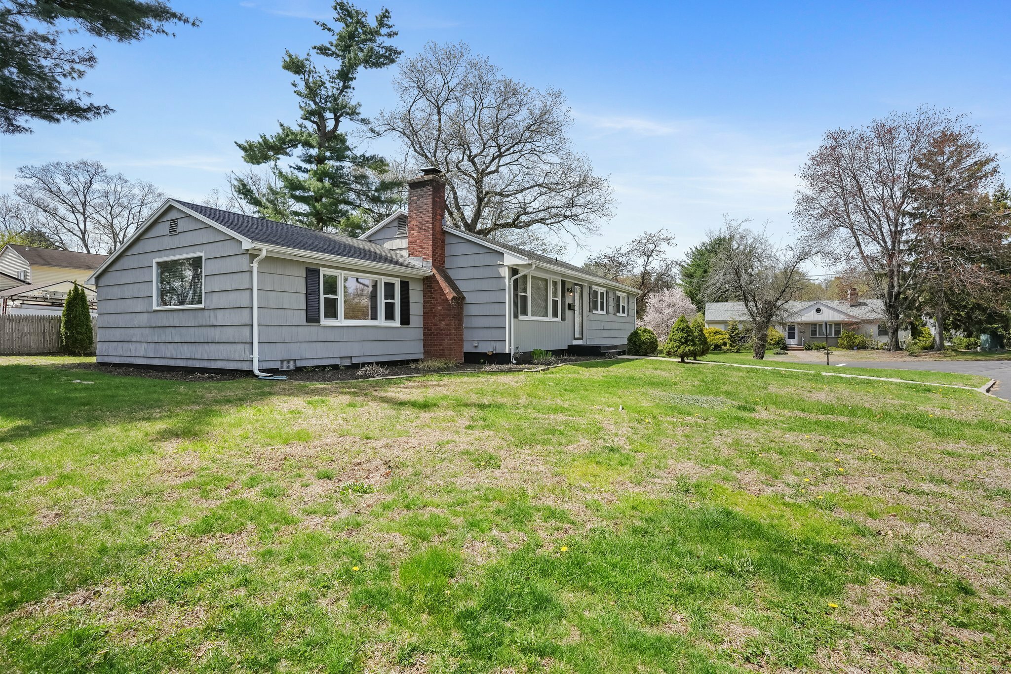 Property Photo: 170 Riverside Drive CT 06518