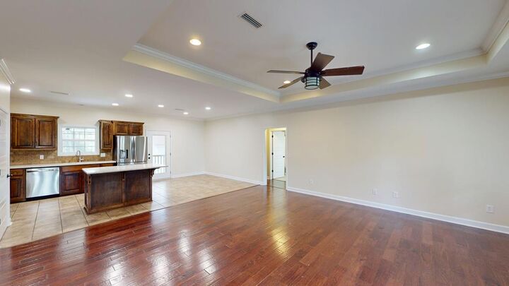 Property Photo:  5119 S Park Avenue  AL 36301 