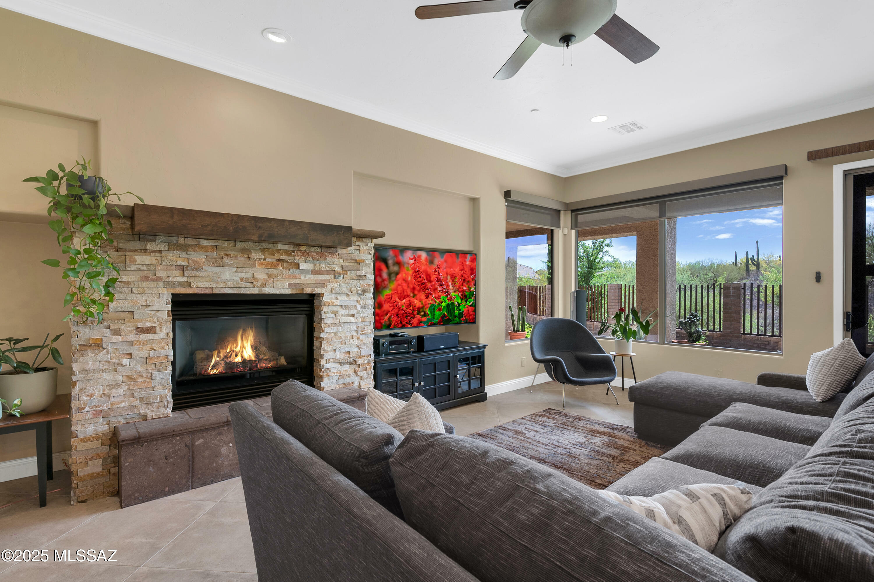 Property Photo: 1808 W Quartz Rock Place AZ 85737