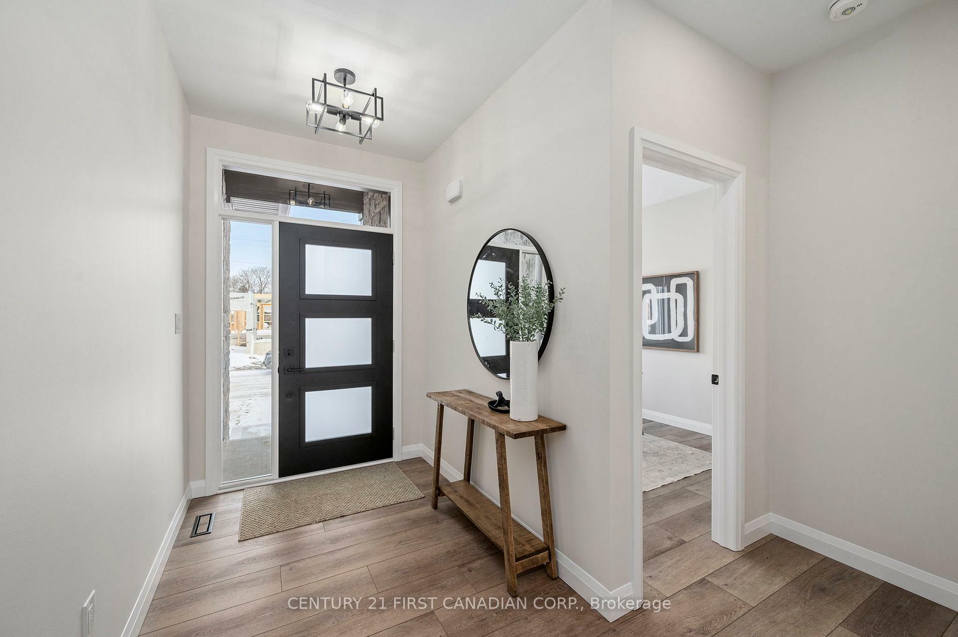 Property Photo: 32 Postma Crescent 6 ON N0M 1A0