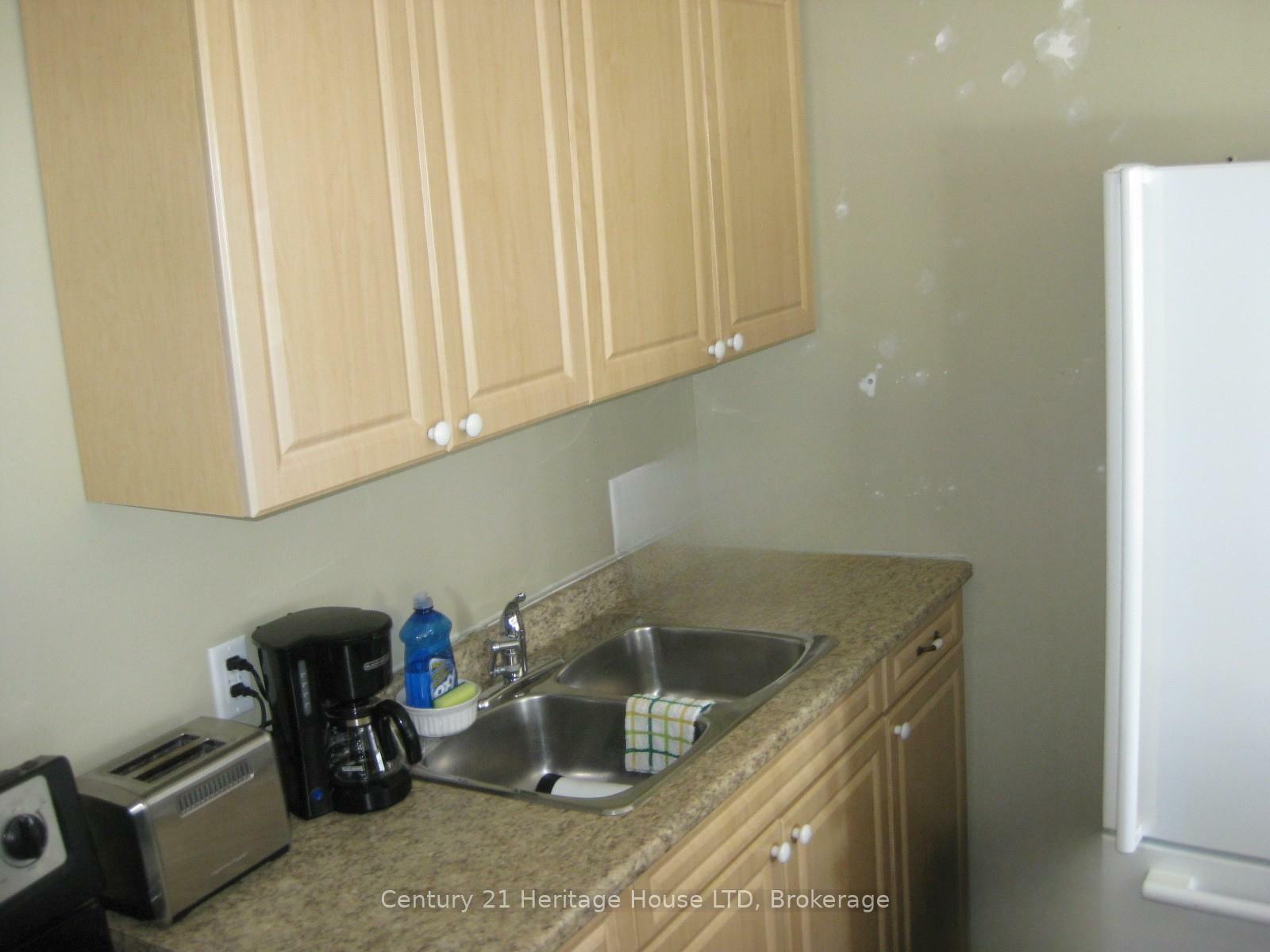 Photo de la propriété: 104 Fraser Street ON L3K 1E4