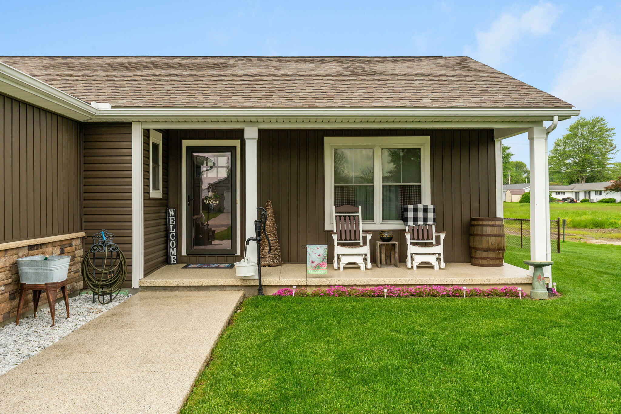 Property Photo: 84 Dudley Circle OH 43344