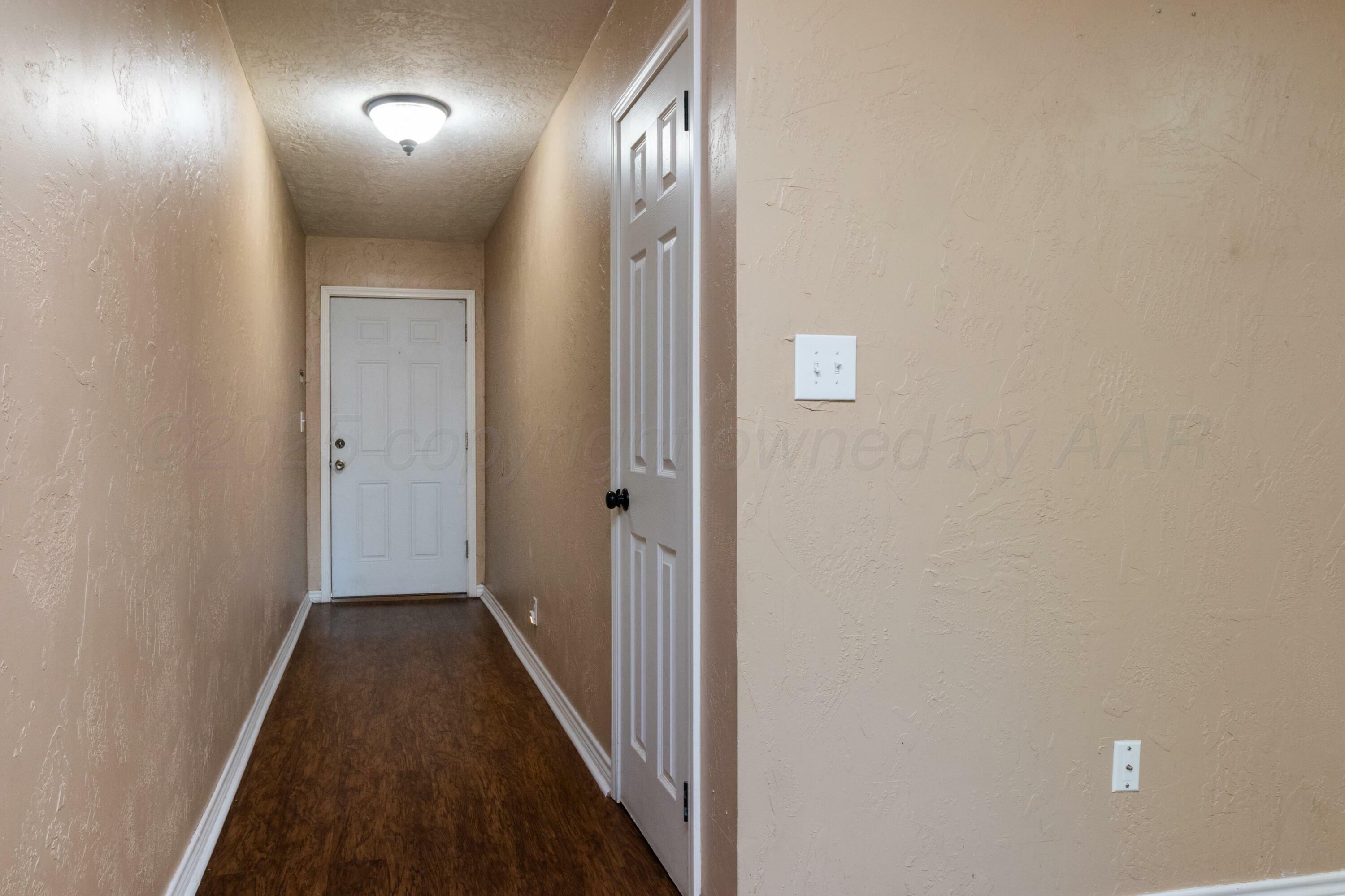 Property Photo: 43 Southridge Drive TX 79015