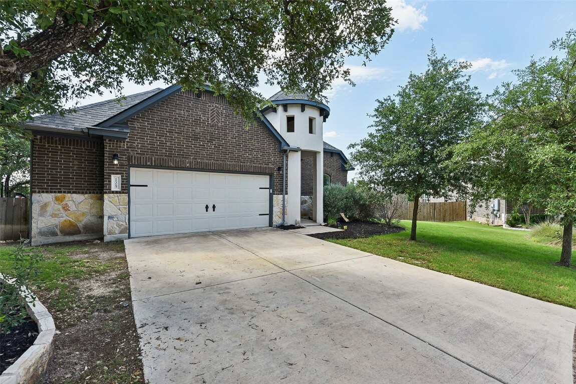 Property Photo: 125 Redtail Lane TX 78641