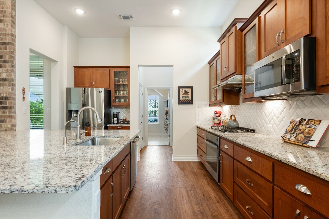 Property Photo: 152 Baretta Loop TX 78610