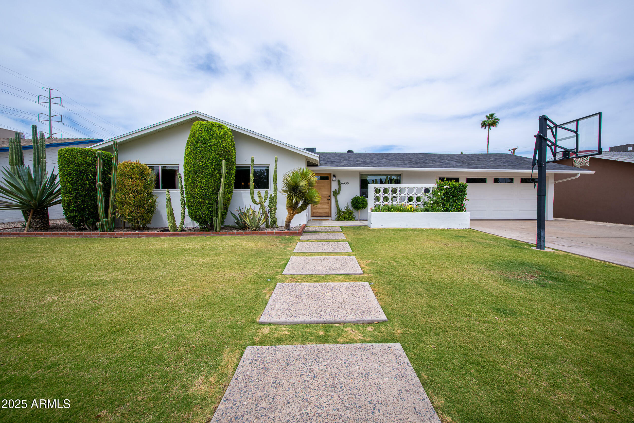 6608 E Lewis Avenue  Scottsdale AZ 85257 photo