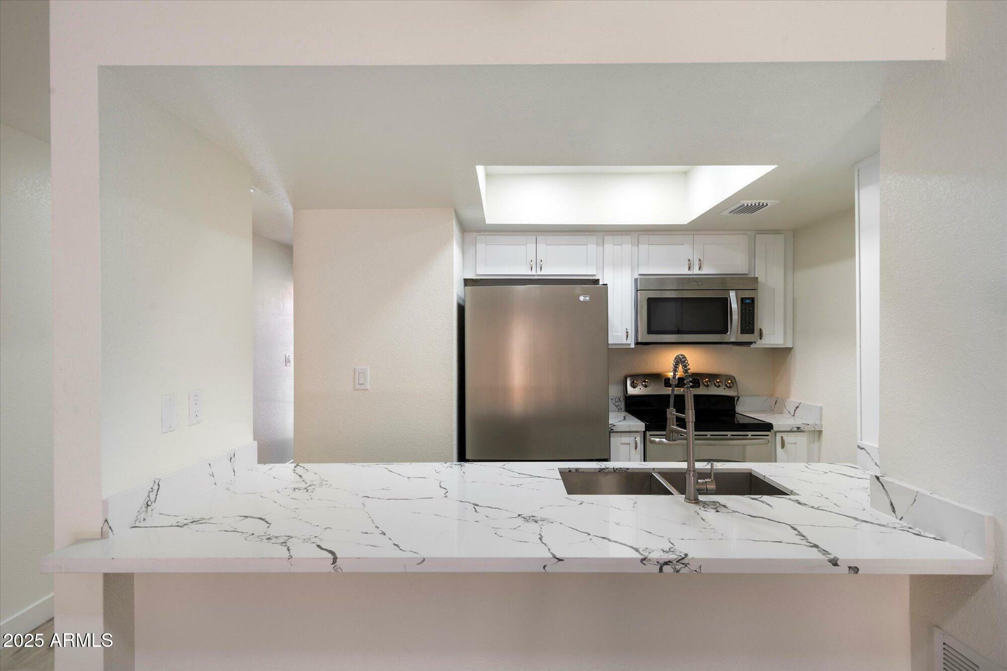 Property Photo: 1351 N Pleasant Drive 1012 AZ 85225