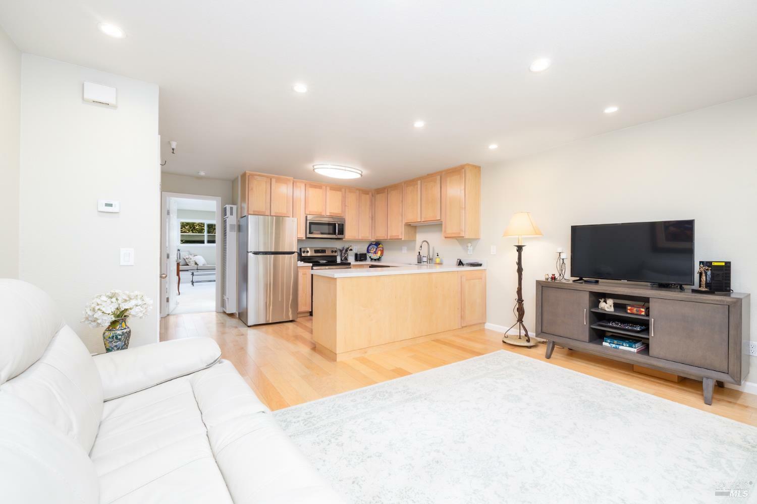 Property Photo: 720 Petaluma Boulevard 40 CA 94952