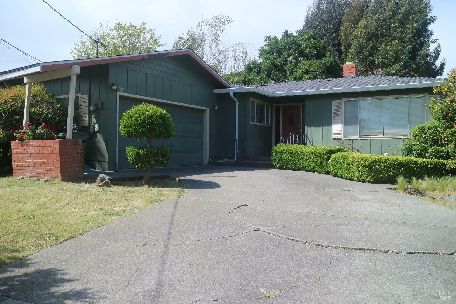 1021 Country Club Drive  Petaluma CA 94952 photo