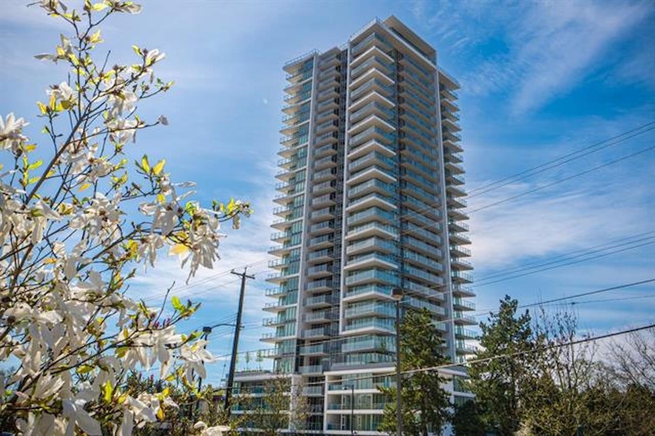 Photo de la propriété: 9675 King George Boulevard 2408 BC V3T 0T7