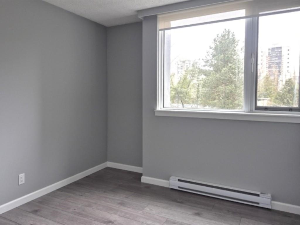 Property Photo: 3980 Carrigan Court 404 BC V3N 4S6