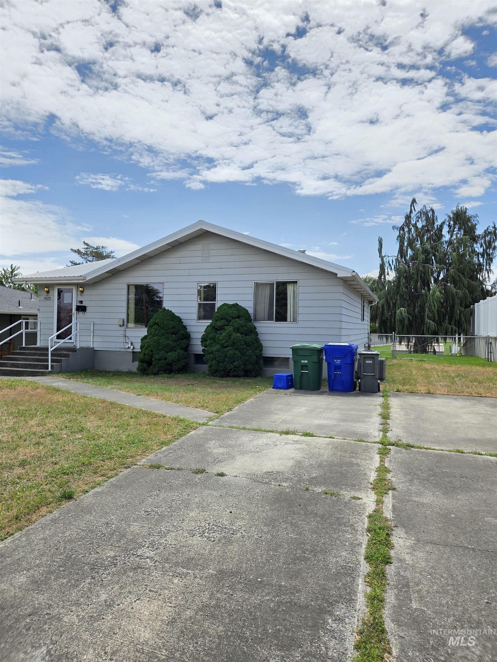 Property Photo:  1922 9th Ave.  ID 83501 
