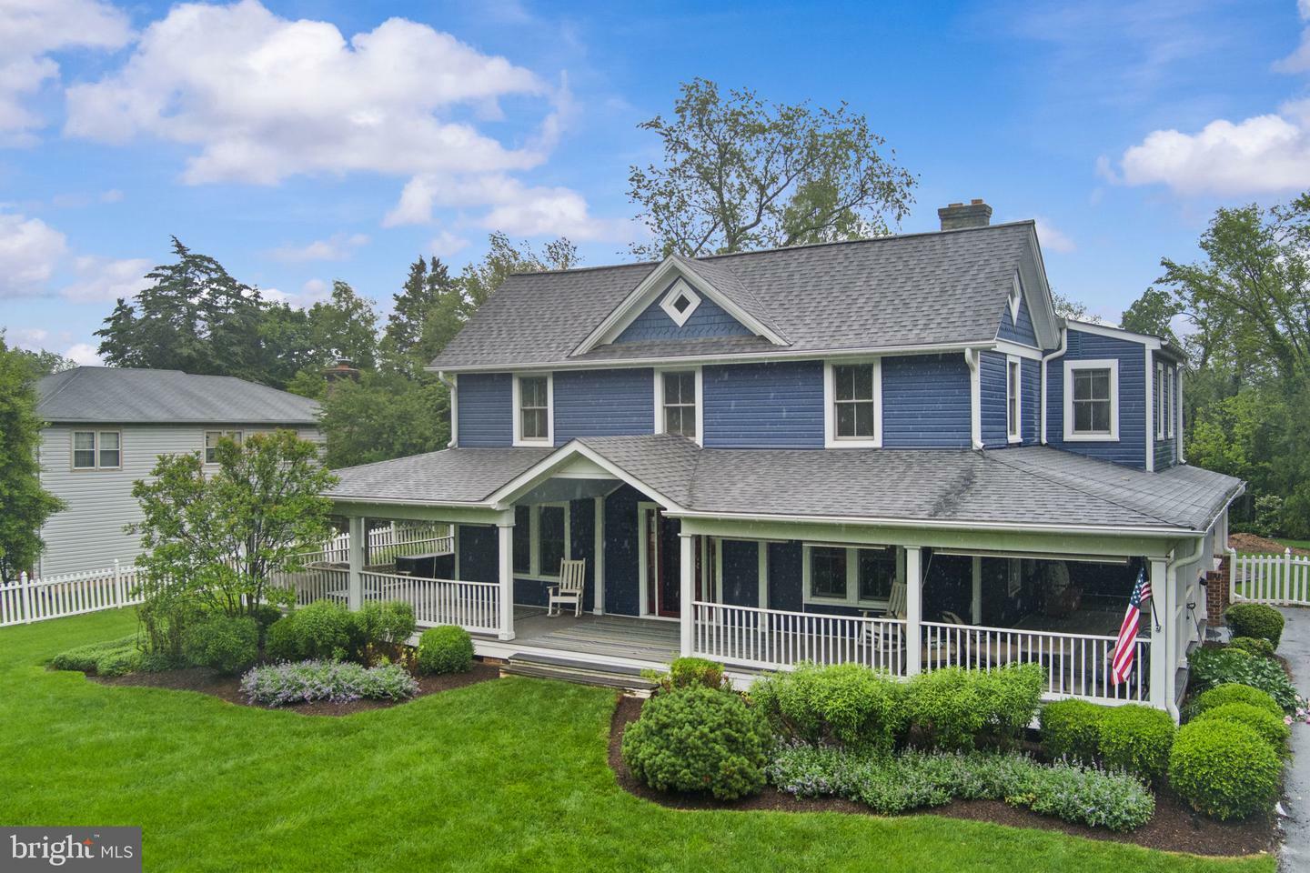 Property Photo: 311 Beulah Road NE VA 22180