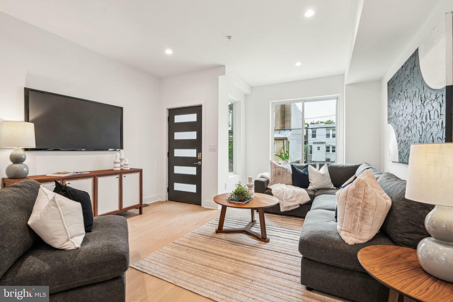 Property Photo: 1407 S Napa Street PA 19146