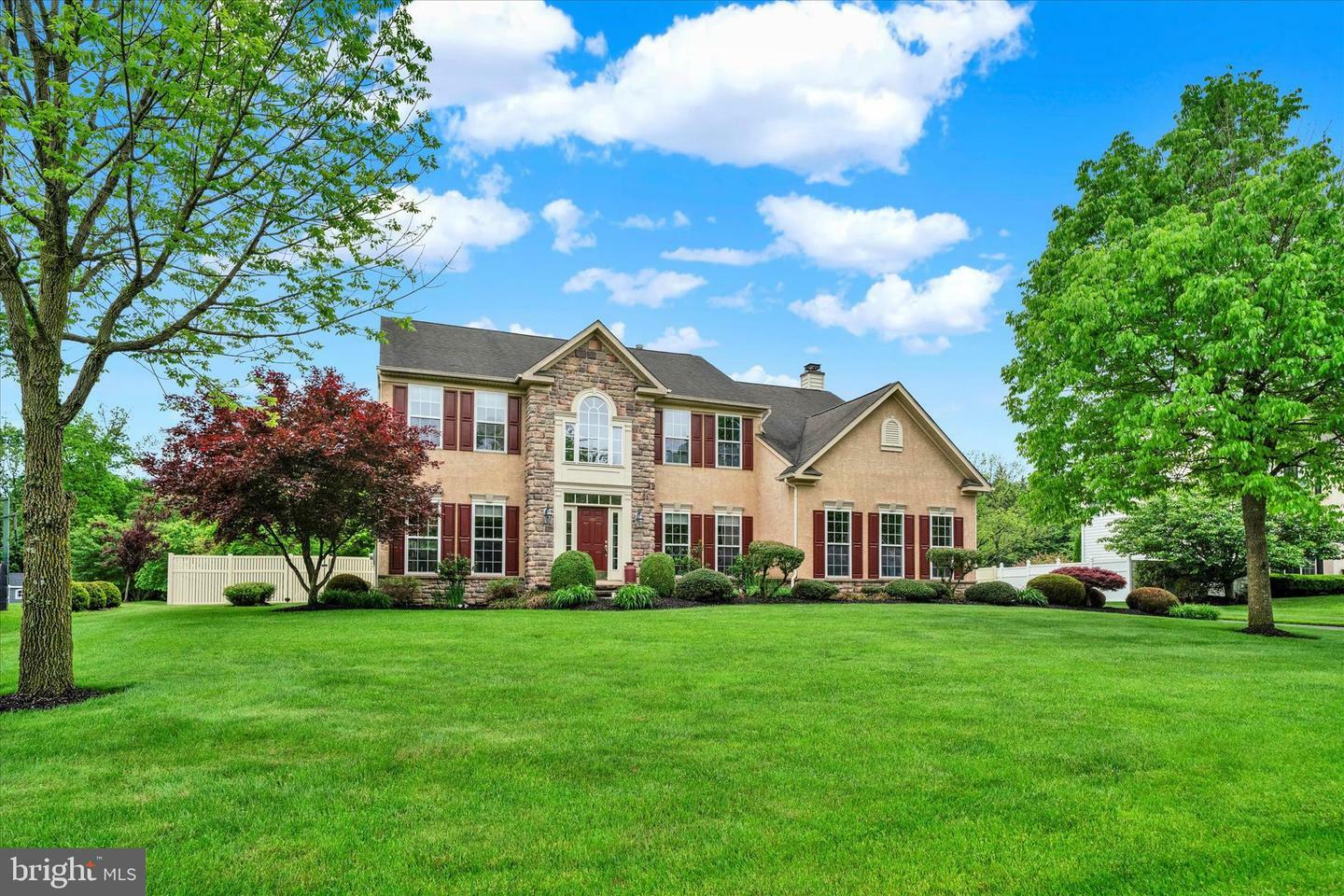 Property Photo: 1167 S Sanatoga Road PA 19465