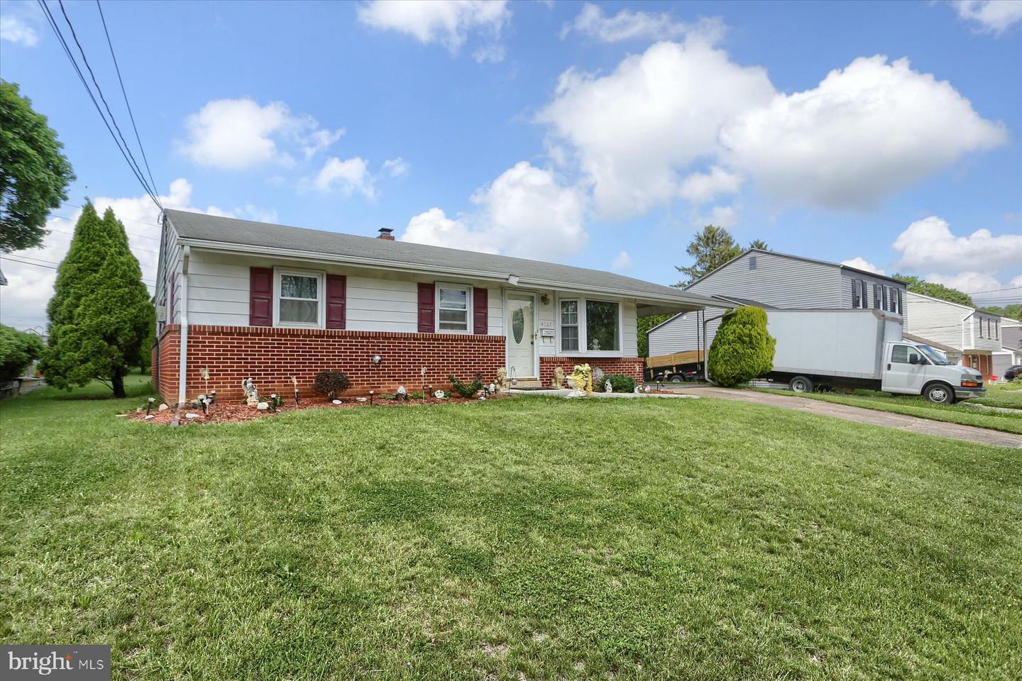 Property Photo: 4827 Brian Road PA 17050