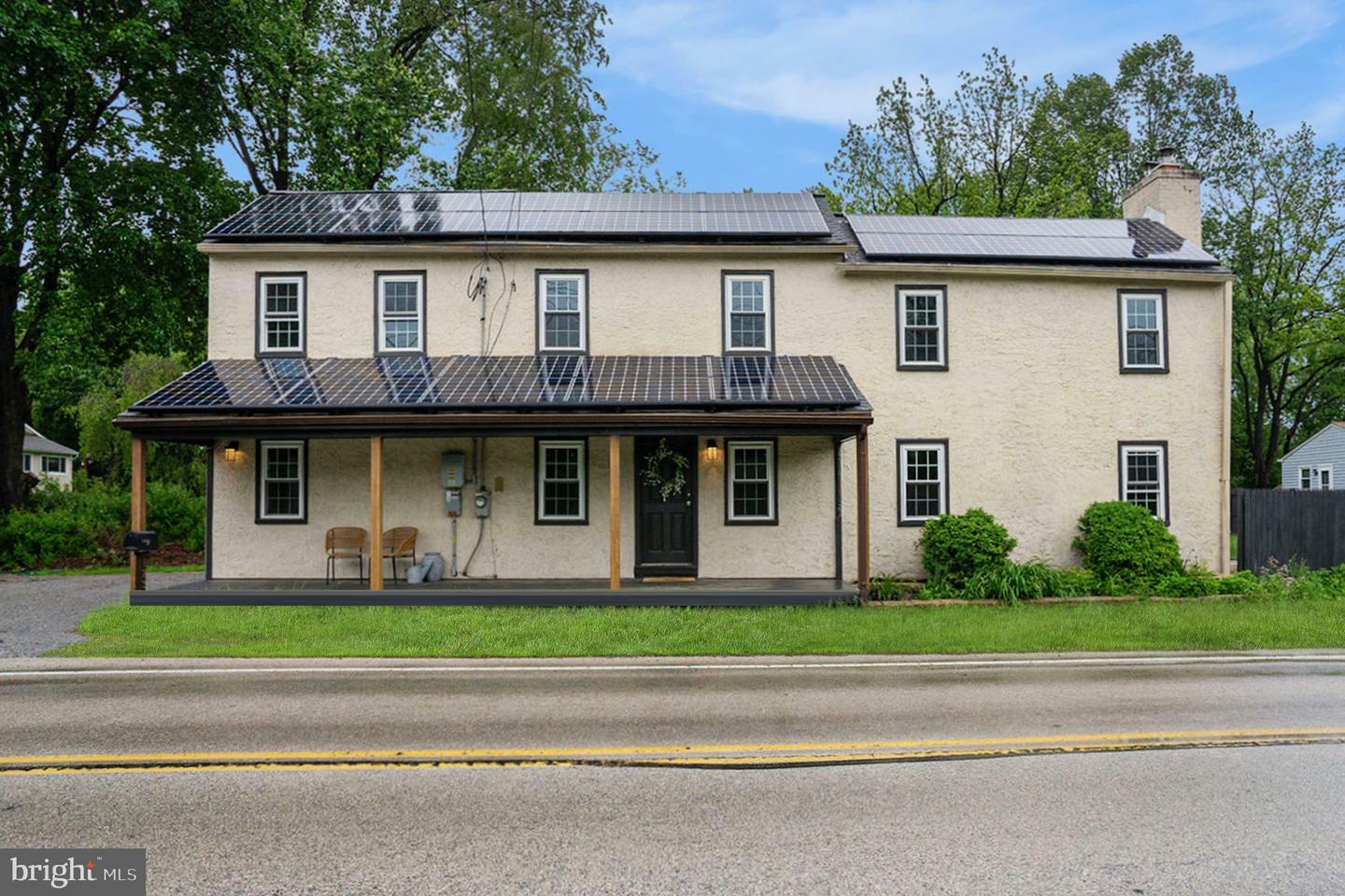 Property Photo: 1237 W King Road PA 19355