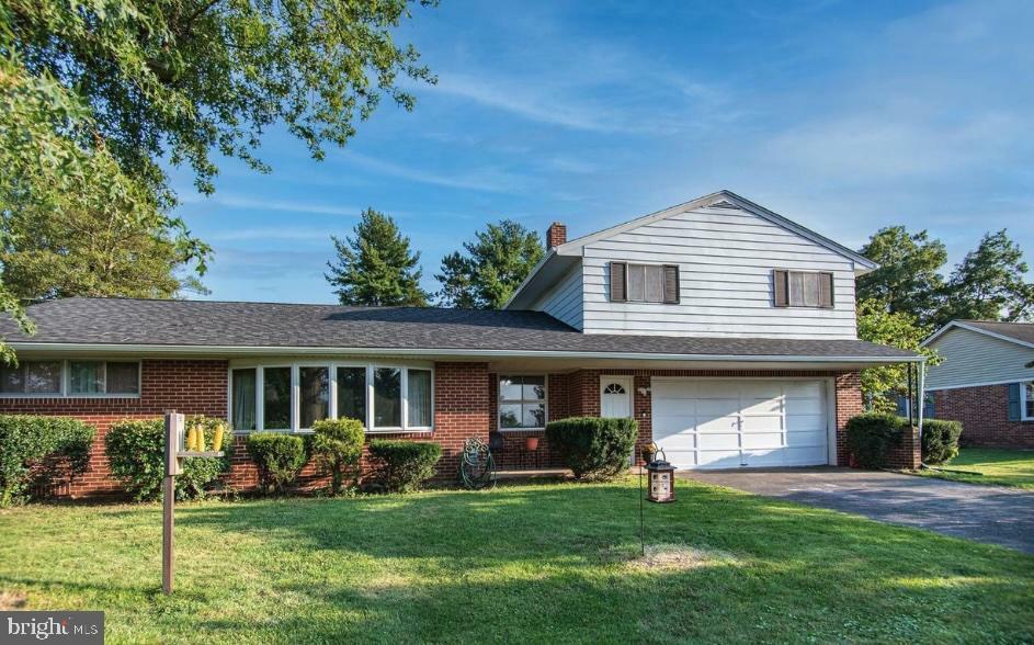 Property Photo: 2300 Locust Road PA 17315