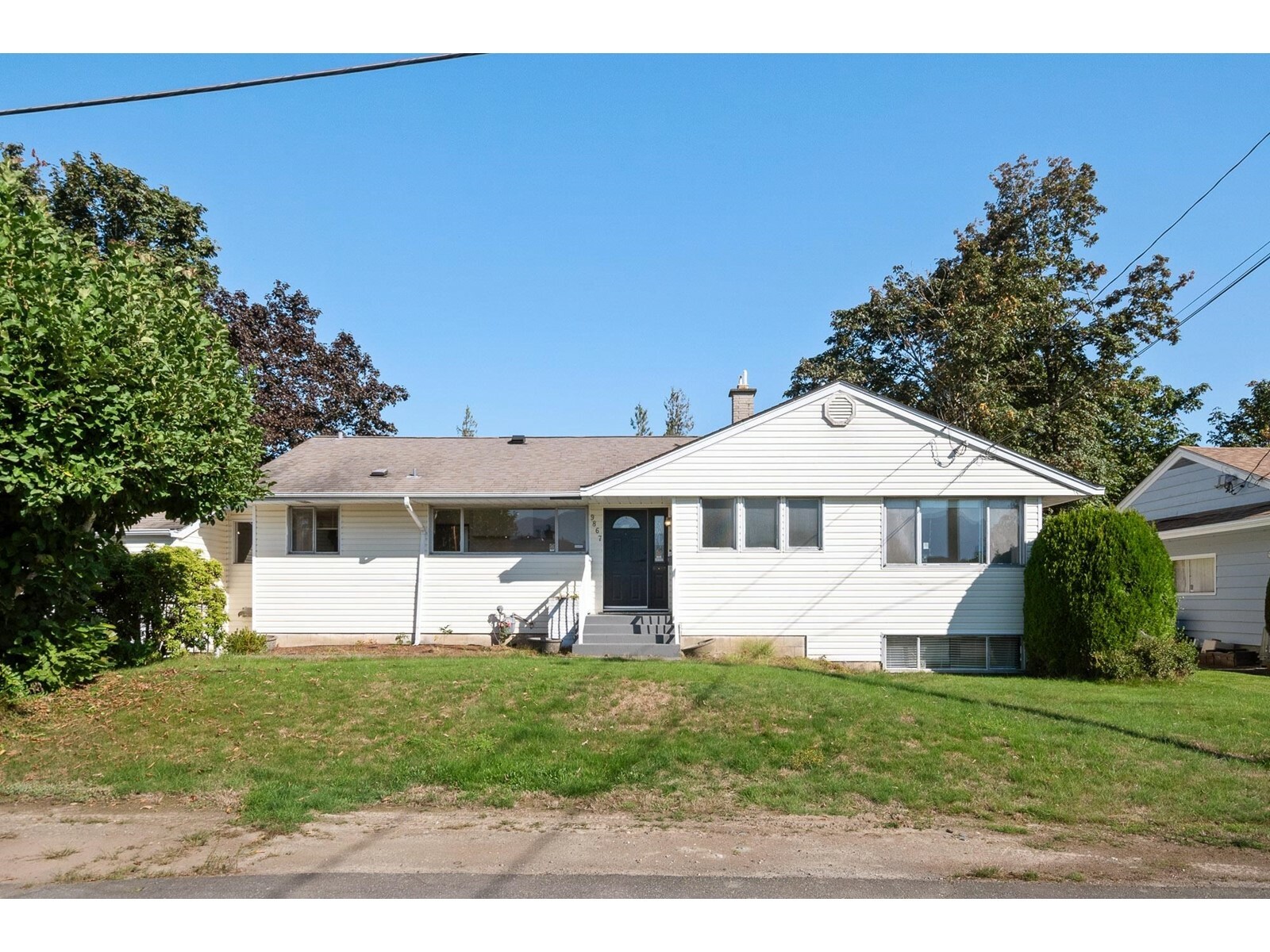 Property Photo: 9867 Inglewood Crescent BC V2P 5L7