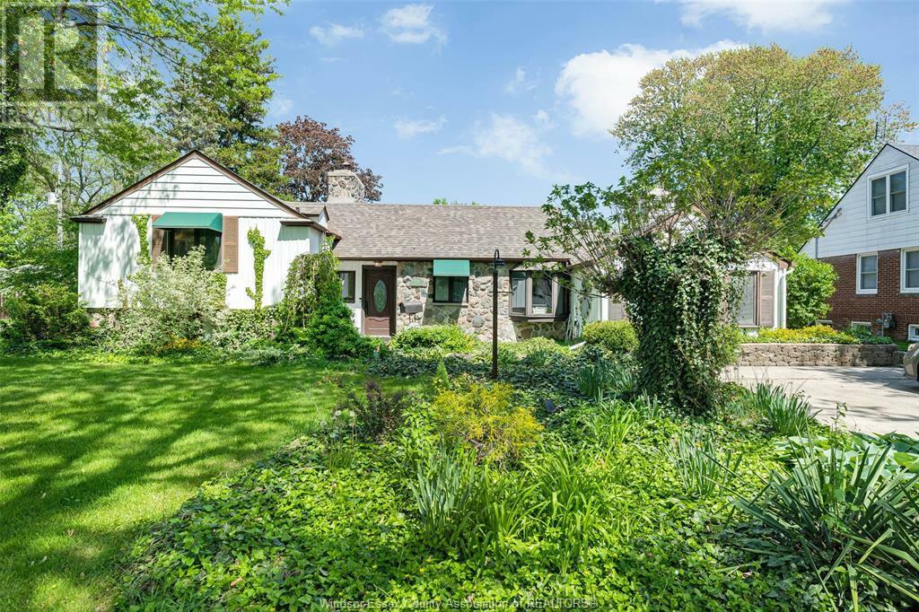 Property Photo:  3510 Church Street  ON N9E 1V8 