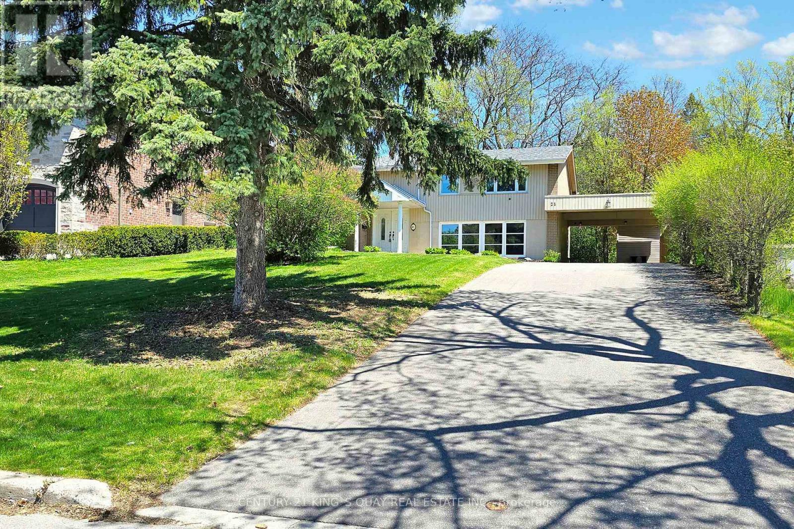 Property Photo: 21 Rialto Drive ON M3A 2N7
