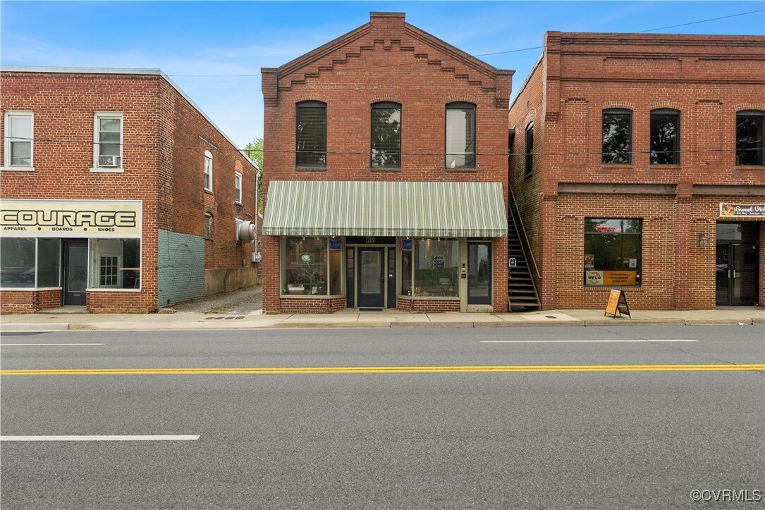 Property Photo: 215 W Third Street VA 23901
