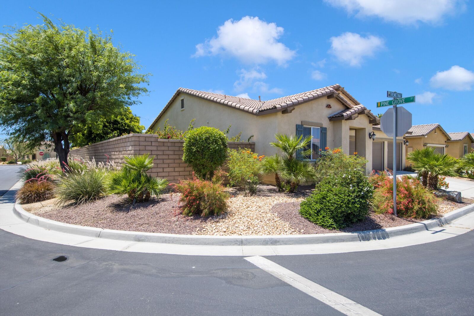Property Photo:  82623 Tremetina Court  CA 92203 