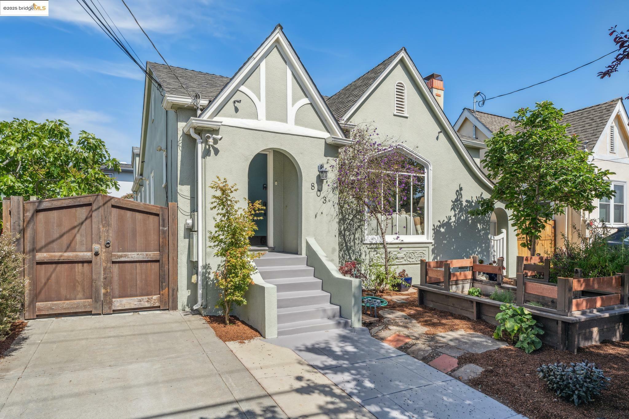 Property Photo: 803 Evelyn Ave CA 94706