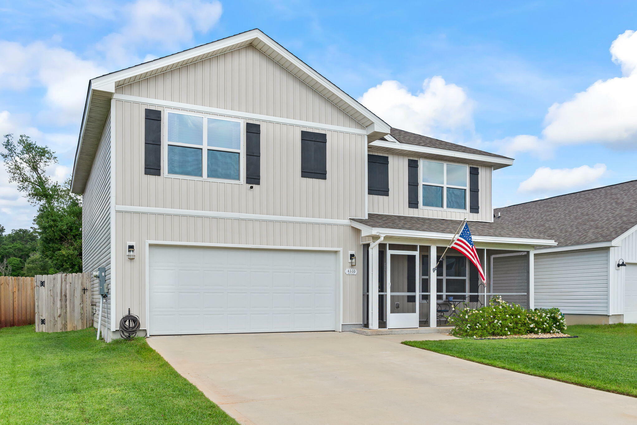 Property Photo: 4335 White Cedar Court FL 32571