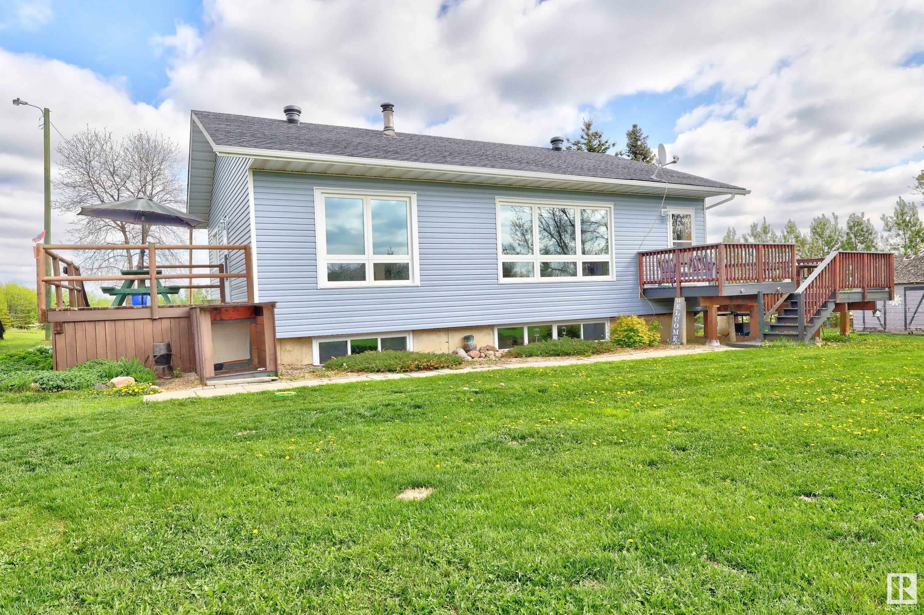 27231 Twp Road 554  Rural Sturgeon County AB T8R 0P6 photo