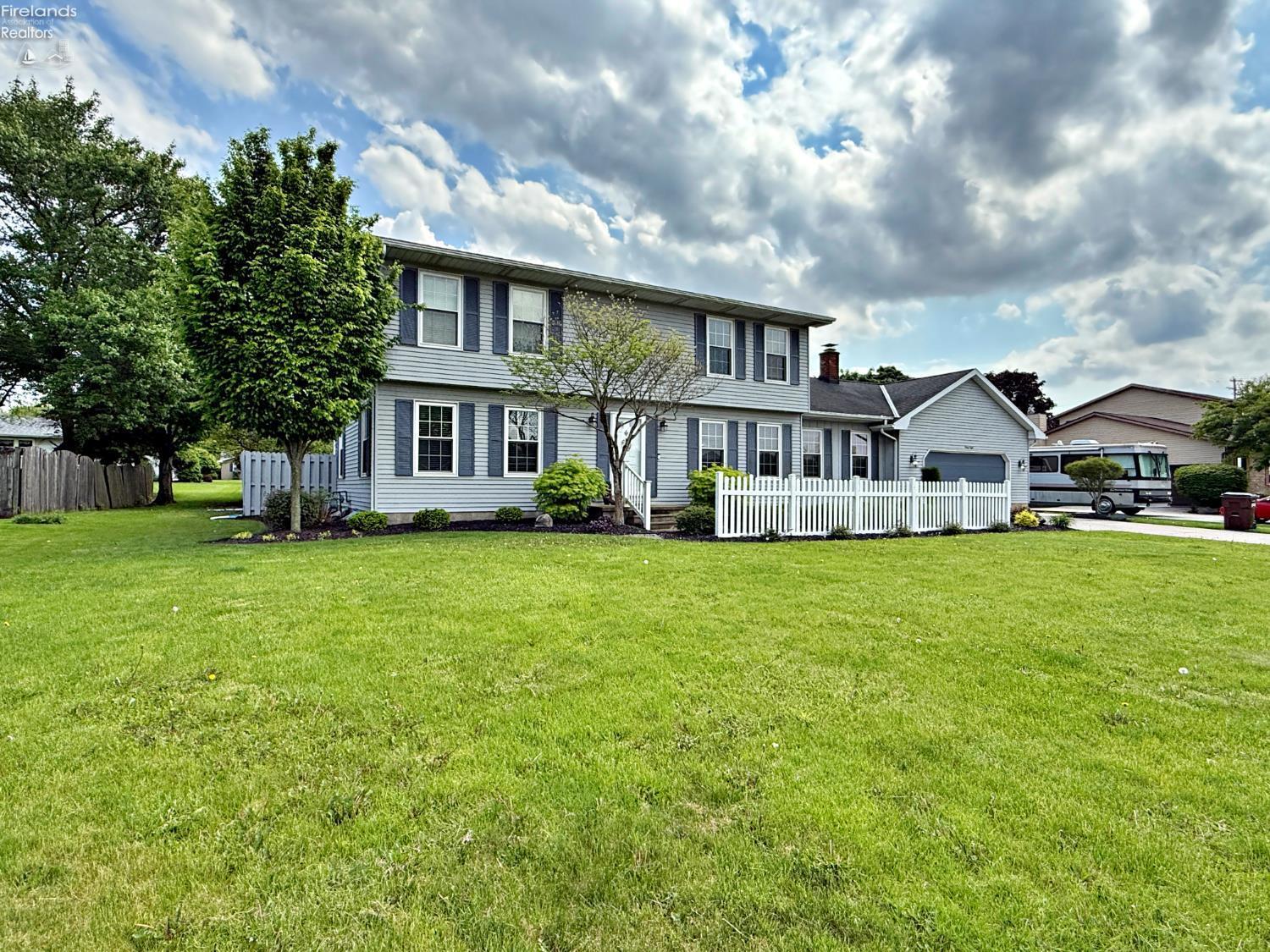 38 N Tecumseh Trail  Tiffin OH 44883 photo