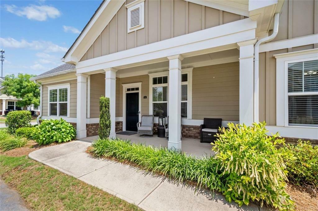 Property Photo: 306 Cherokee Station Circle GA 30188
