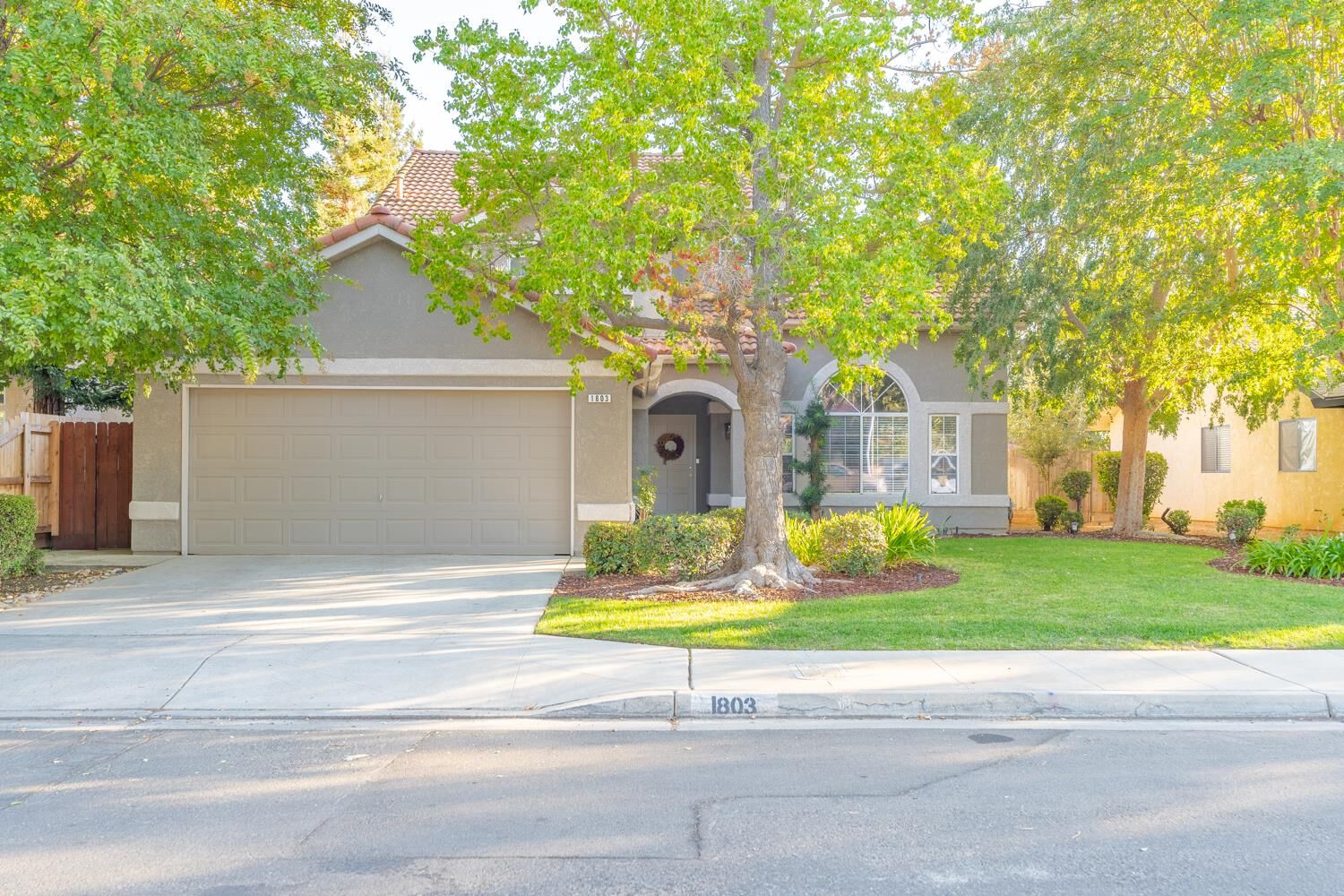 Property Photo:  1803 E Pryor Drive  CA 93720 