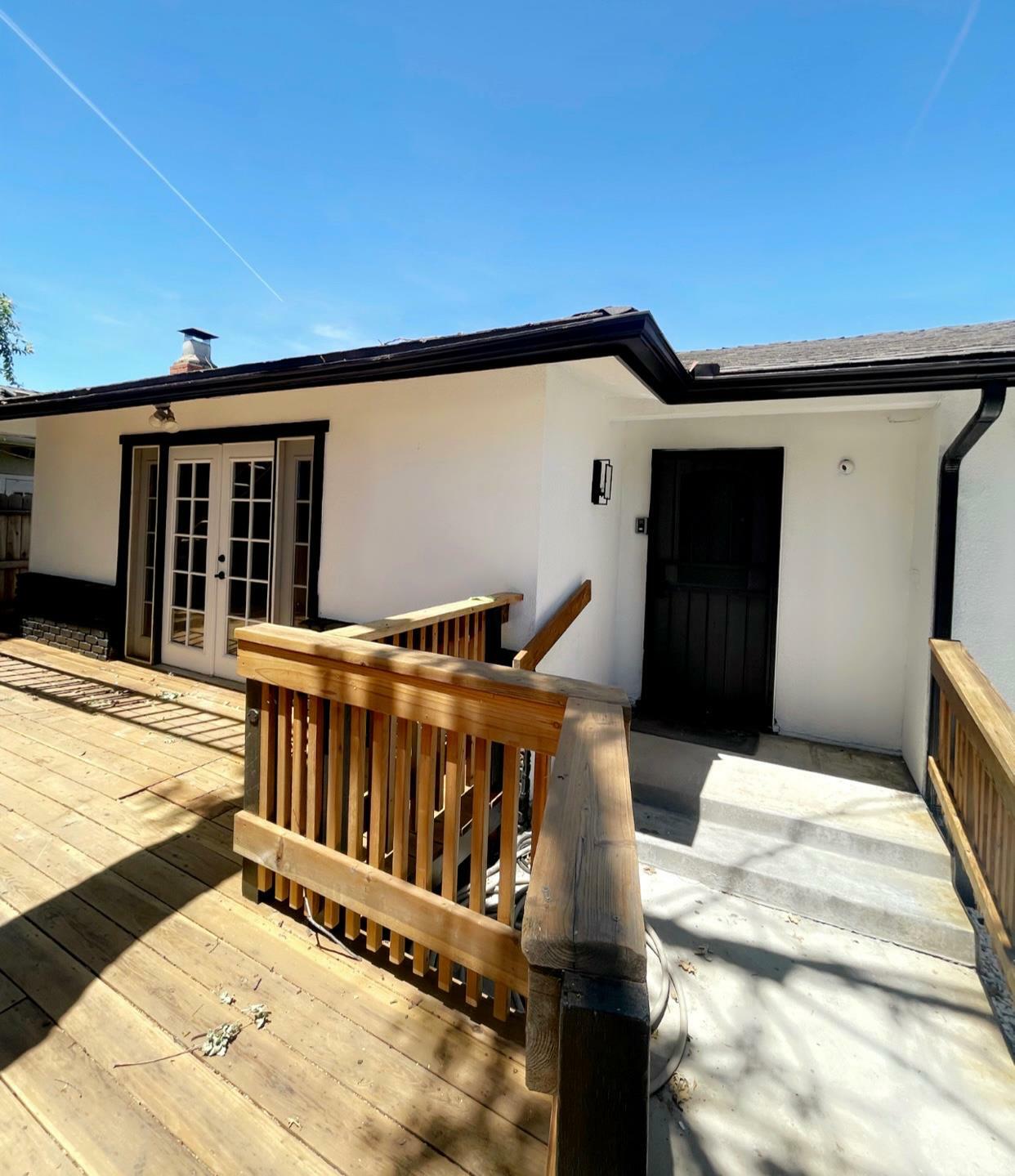Property Photo: 752 E Stuart Avenue CA 93710