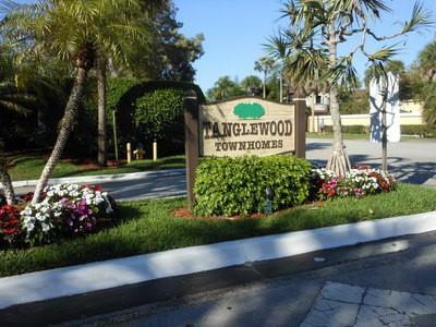 Property Photo: 210 SW 97th Terrace 210 FL 33025