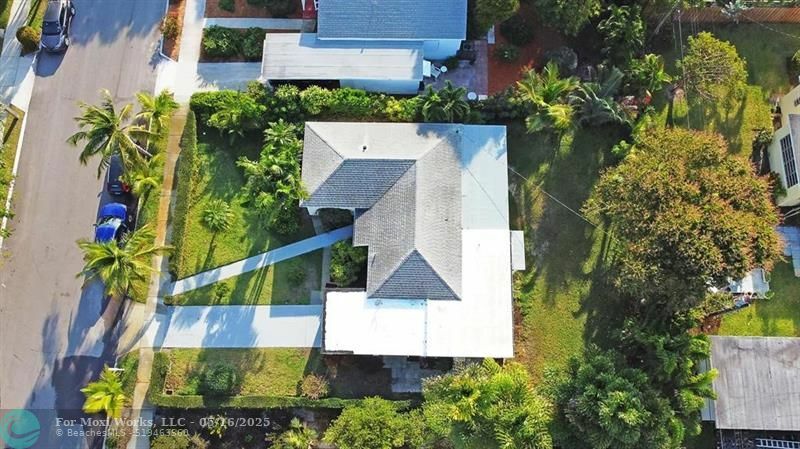 Property Photo: 221 Princeton Drive FL 33460