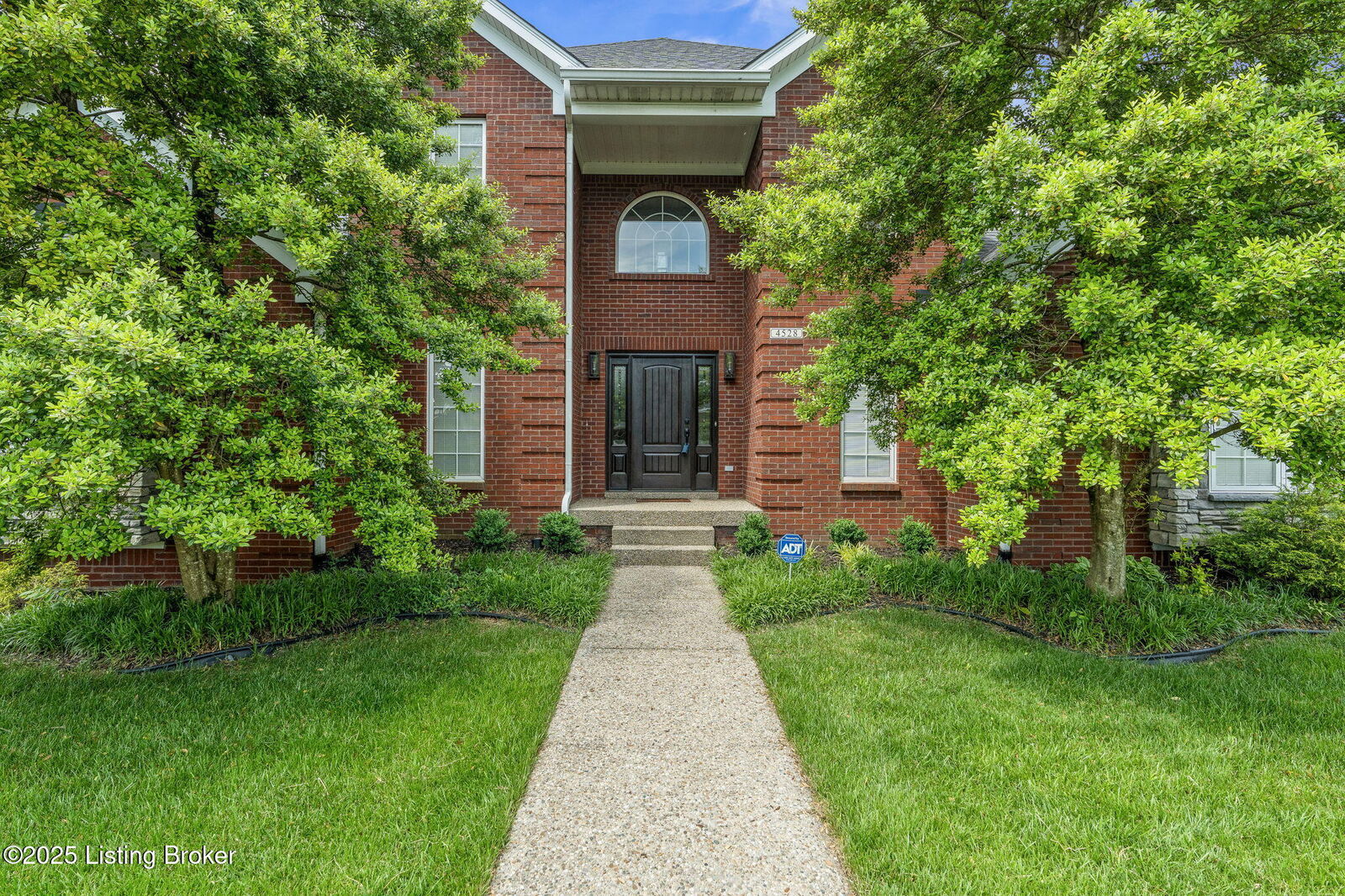 Property Photo:  4528 Dove Park Blvd  KY 40299 