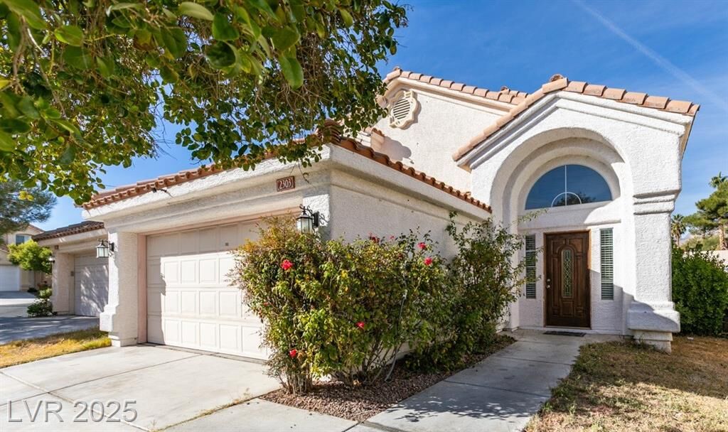 Property Photo: 2303 Jasmine Garden Drive NV 89134