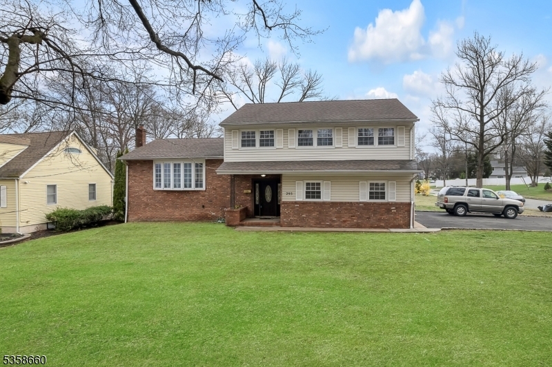 Property Photo: 293 Oak Ridge Rd NJ 07066