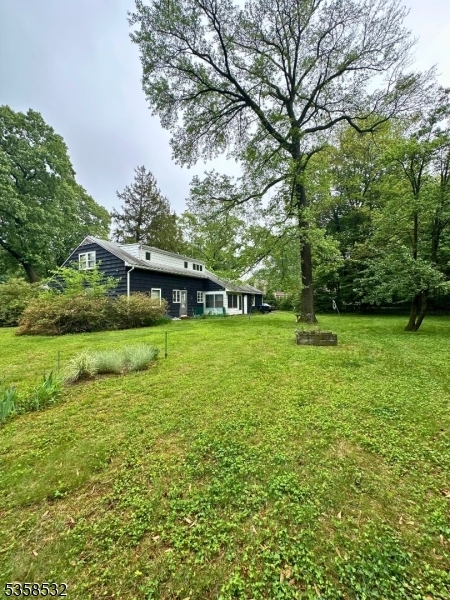 Property Photo: 33 Lawrence Brook Dr NJ 08816