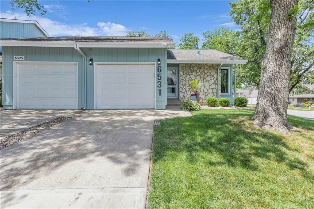 Property Photo: 6531 W 49th Street KS 66202
