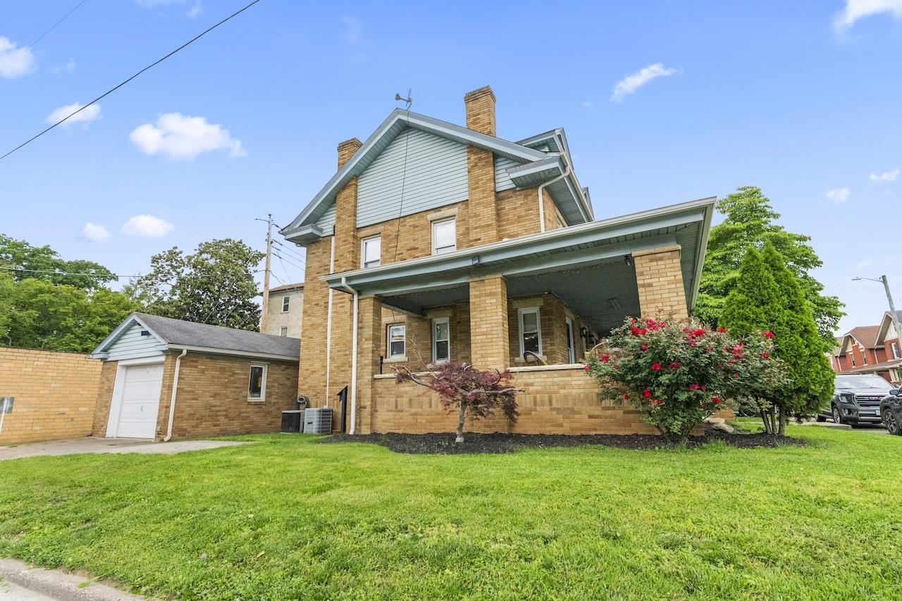 Property Photo: 1373 Neel Street WV 25701